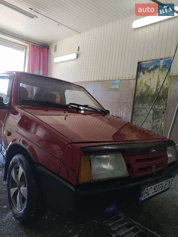 Хэтчбек ВАЗ / Lada 2108 1991 в Жидачове