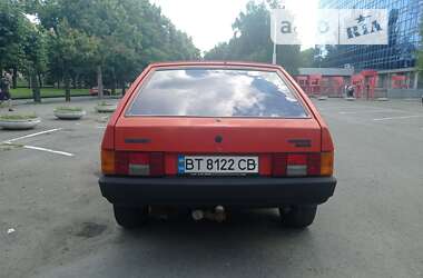 Хэтчбек ВАЗ 2108 1989 в 