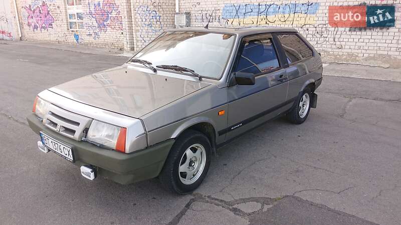Хэтчбек ВАЗ / Lada 2108 1991 в Херсоне фото 2 Хэтчбек ВАЗ / Lada 2108 1991 в Херсоне