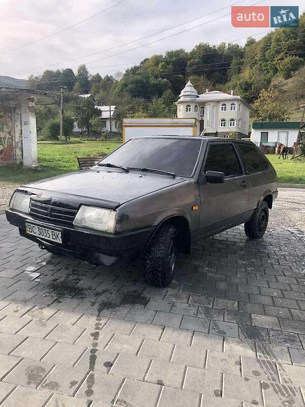 Хэтчбек ВАЗ / Lada 2108 1990 в Косове