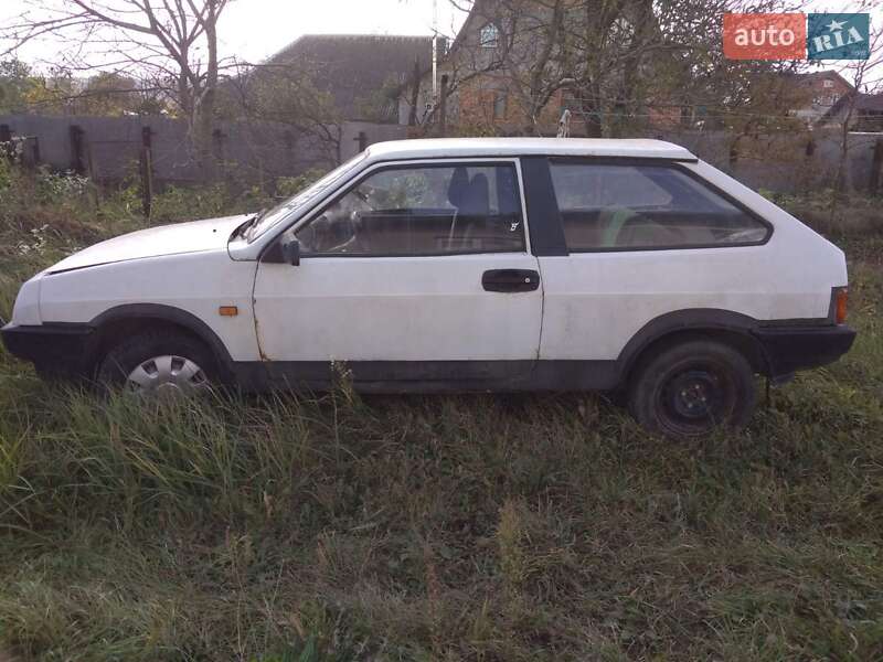 Хетчбек ВАЗ / Lada 2108 1987 в Коломиї
