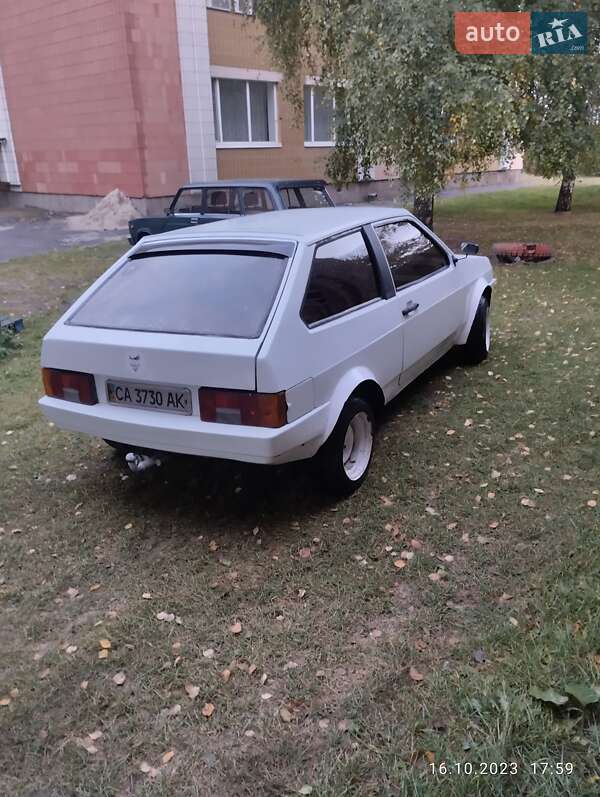 Хэтчбек ВАЗ / Lada 2108 1988 в Чернобае