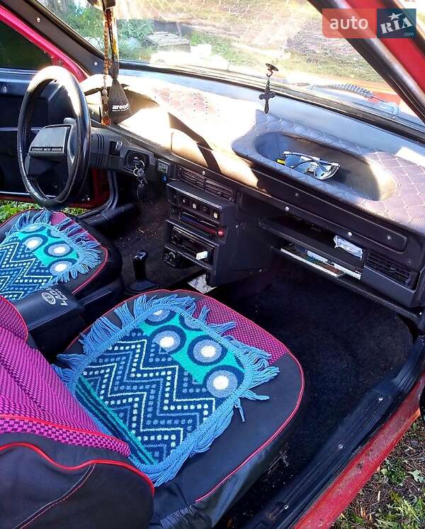 Хэтчбек ВАЗ / Lada 2108 1992 в Валках