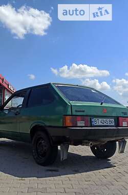 Хэтчбек ВАЗ / Lada 2108 1999 в Черновцах