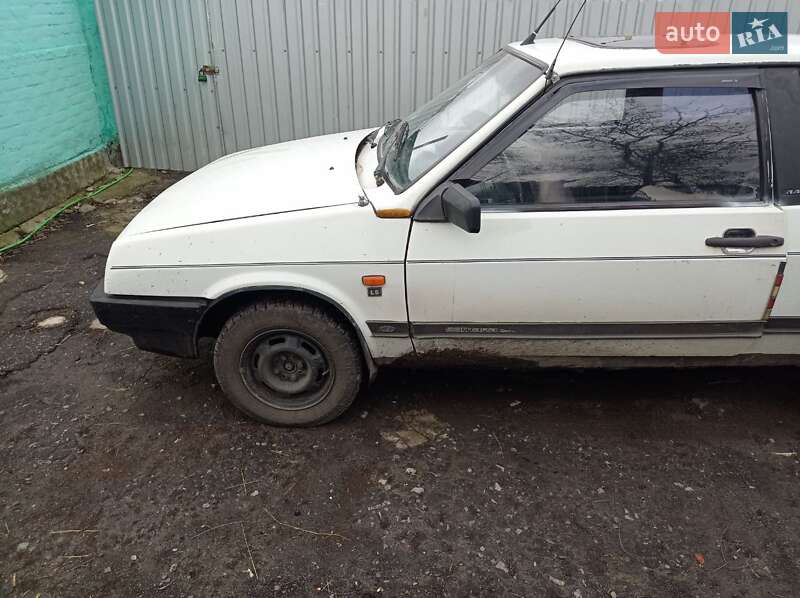 Хэтчбек ВАЗ / Lada 2108 1995 в Гадяче фото 2 Хэтчбек ВАЗ / Lada 2108 1995 в Гадяче