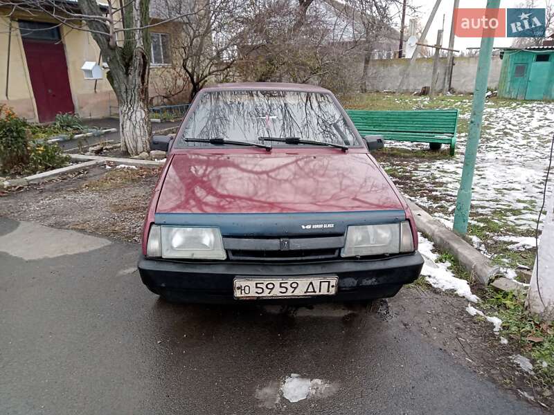 Хэтчбек ВАЗ / Lada 2108 1986 в Днепре