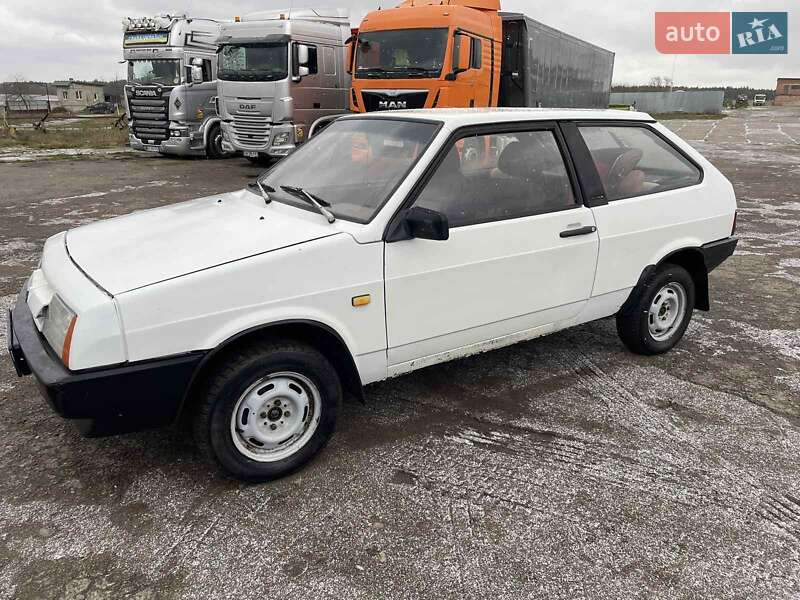 Хэтчбек ВАЗ / Lada 2108 1987 в Львове