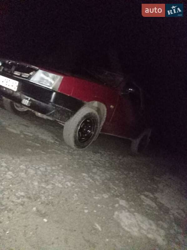 Хэтчбек ВАЗ / Lada 2108 1991 в Новой Ушице