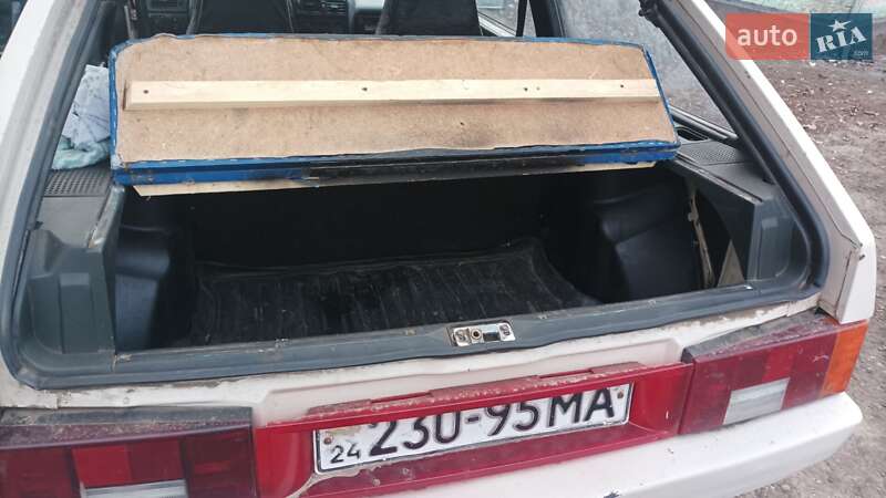 Хэтчбек ВАЗ / Lada 2108 1986 в Катеринополе фото 6 Хэтчбек ВАЗ / Lada 2108 1986 в Катеринополе