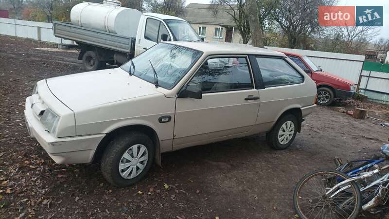 Хэтчбек ВАЗ / Lada 2108 1986 в Катеринополе фото 3 Хэтчбек ВАЗ / Lada 2108 1986 в Катеринополе