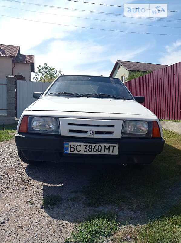 Хетчбек ВАЗ / Lada 2108 1991 в Мостиській
