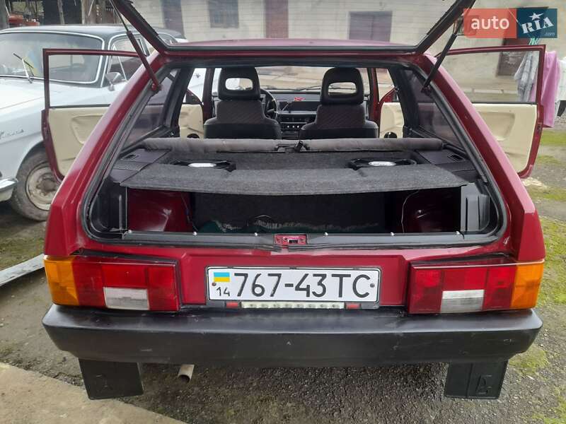 Хэтчбек ВАЗ / Lada 2108 1992 в Перемышлянах