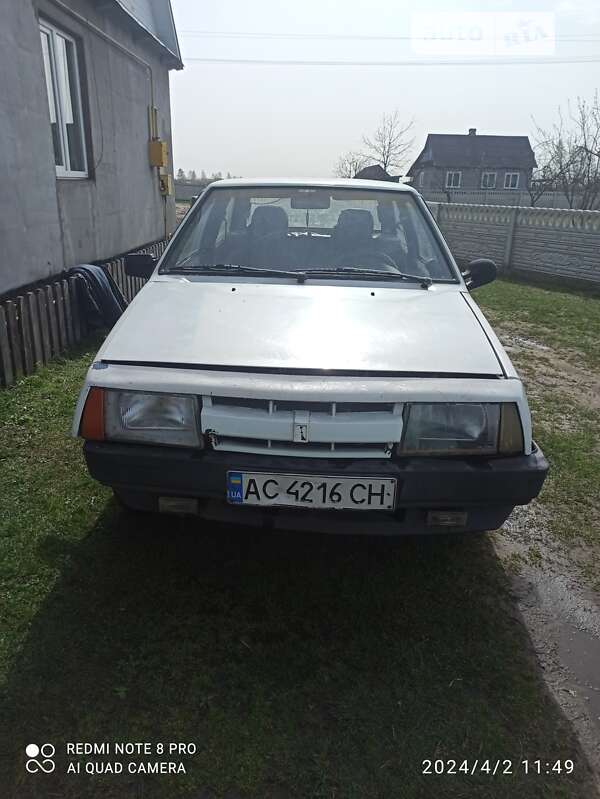 Хэтчбек ВАЗ / Lada 2108 1989 в Любешове