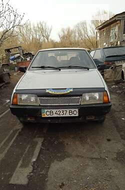 Хэтчбек ВАЗ / Lada 2108 1985 в Чернигове