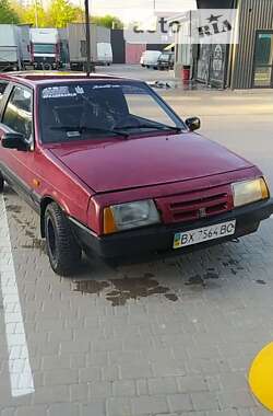 Хэтчбек ВАЗ / Lada 2108 1990 в Каменец-Подольском