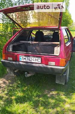 Хэтчбек ВАЗ / Lada 2108 1990 в Житомире