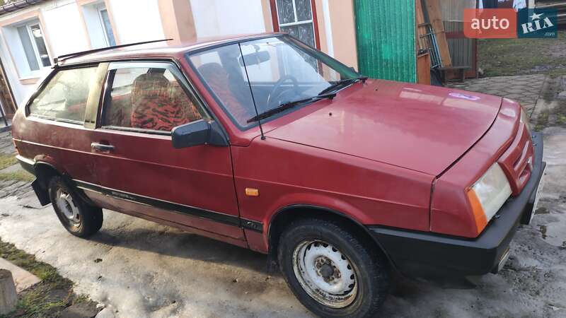 Хэтчбек ВАЗ / Lada 2108 1991 в Гадяче