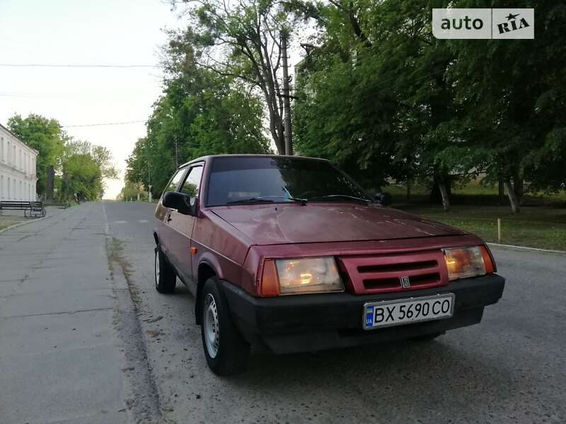 Хэтчбек ВАЗ / Lada 2108 1992 в Тараще