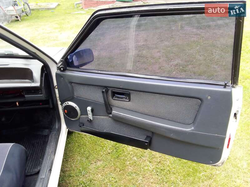 Хэтчбек ВАЗ / Lada 2108 1992 в Львове