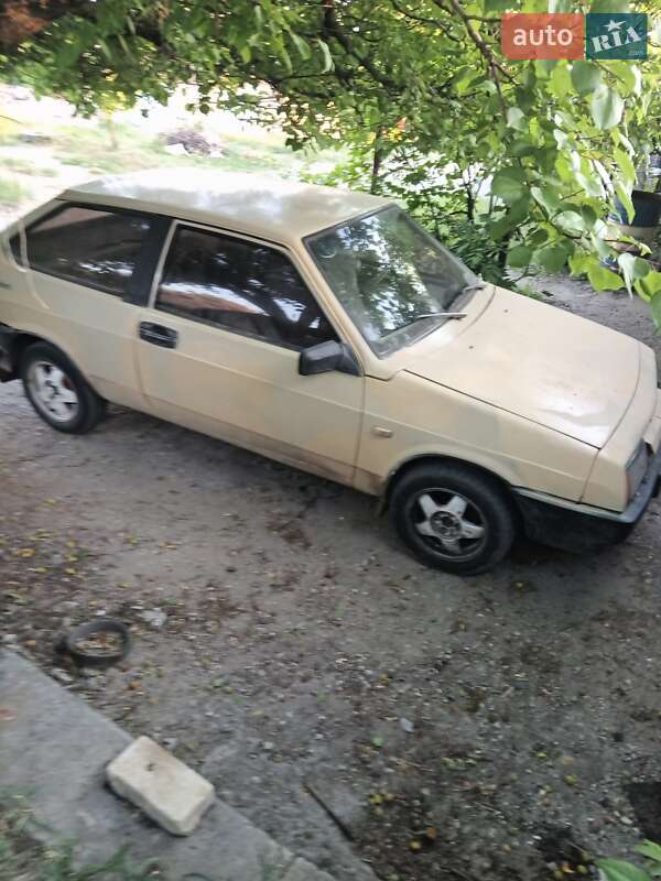 Хэтчбек ВАЗ / Lada 2108 1986 в Дружковке фото 3 Хэтчбек ВАЗ / Lada 2108 1986 в Дружковке
