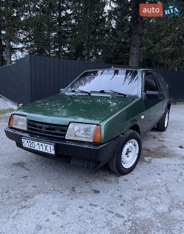 Хэтчбек ВАЗ / Lada 2108 1988 в Каменец-Подольском