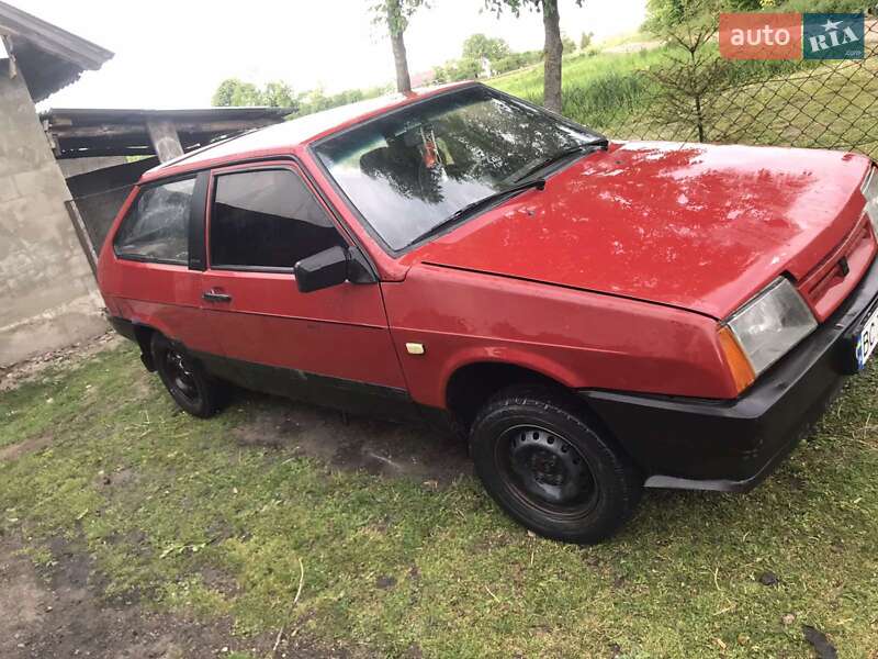 Хетчбек ВАЗ / Lada 2108 1995 в Золочеві