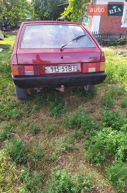Хэтчбек ВАЗ 2108 1992 в 