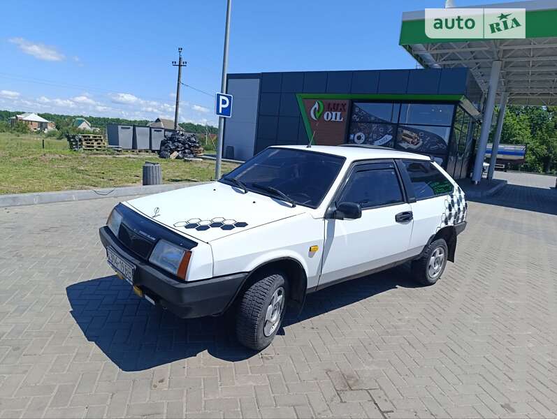 Хетчбек ВАЗ / Lada 2108 1992 в Гайсину