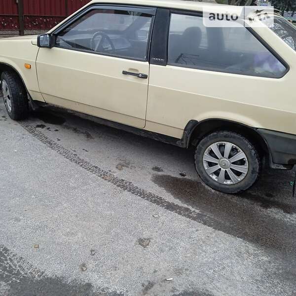 Хэтчбек ВАЗ / Lada 2108 1985 в Черкассах