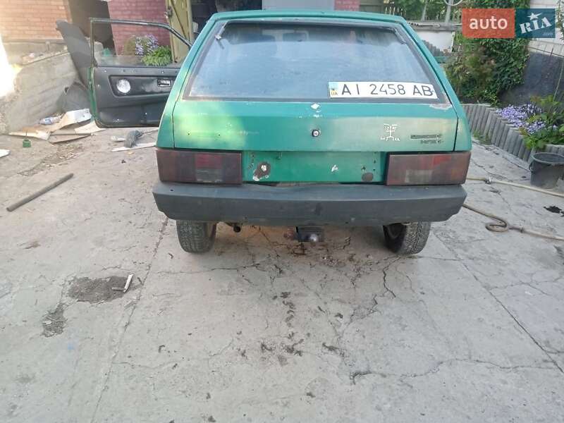 Хэтчбек ВАЗ / Lada 2108 1999 в Киеве