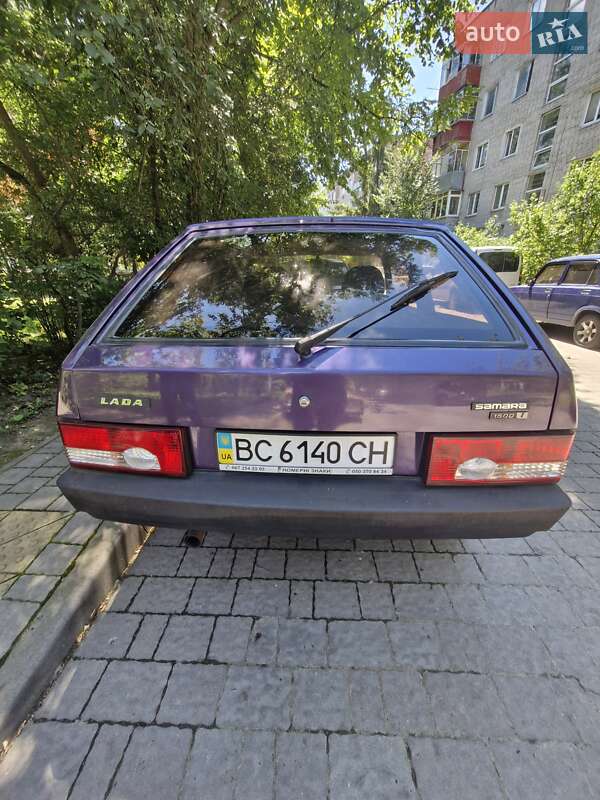 Хэтчбек ВАЗ / Lada 2108 2002 в Львове