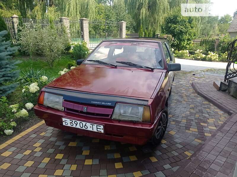 Хетчбек ВАЗ / Lada 2108 1985 в Самборі