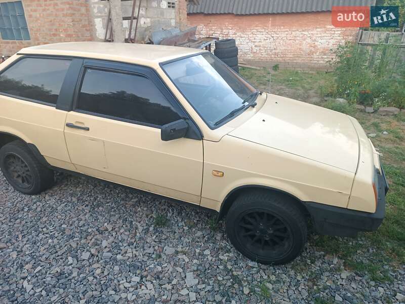 Хэтчбек ВАЗ / Lada 2108 1988 в Обухове