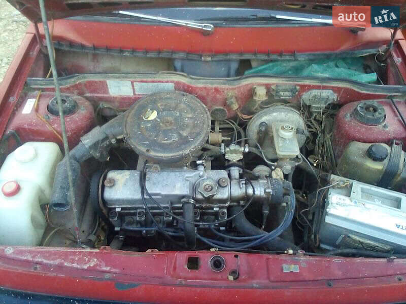 Хэтчбек ВАЗ / Lada 2108 1995 в Черновцах фото 7 Хэтчбек ВАЗ / Lada 2108 1995 в Черновцах