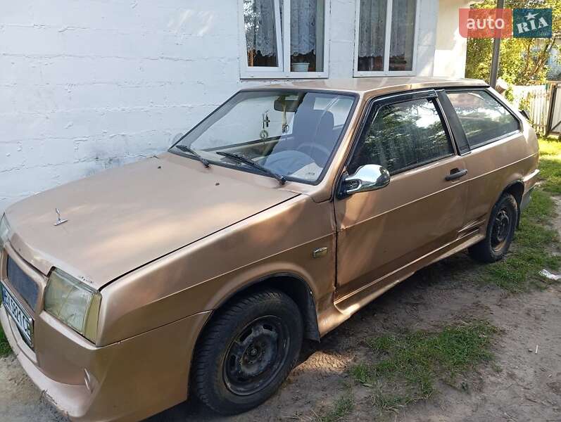 Хэтчбек ВАЗ 2108 1987 в 