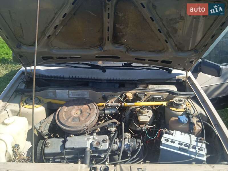 Хэтчбек ВАЗ / Lada 2108 1987 в Ивано-Франковске