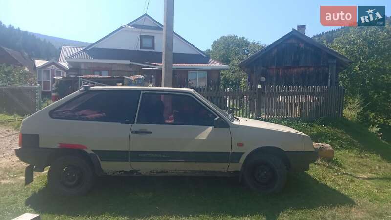Хэтчбек ВАЗ / Lada 2108 1987 в Ивано-Франковске