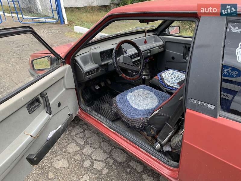 Хэтчбек ВАЗ / Lada 2108 1991 в Болграде фото 9 Хэтчбек ВАЗ / Lada 2108 1991 в Болграде