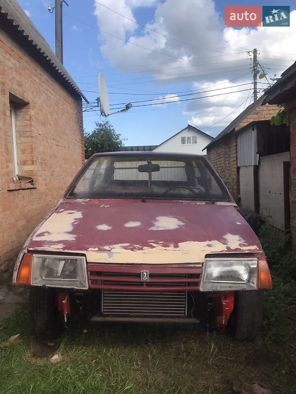 Хетчбек ВАЗ / Lada 2108 1993 в Ромнах