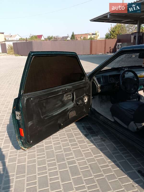 Хетчбек ВАЗ / Lada 2108 1990 в Києві