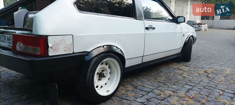 Хэтчбек ВАЗ / Lada 2108 1987 в Киеве