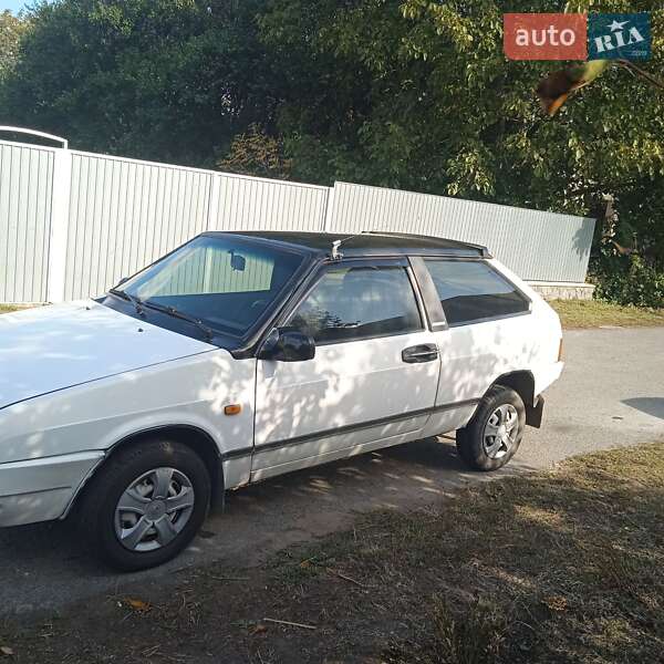 Хэтчбек ВАЗ / Lada 2108 1990 в Обухове