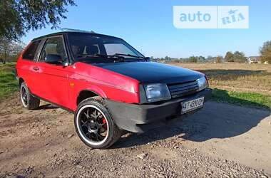 Хэтчбек ВАЗ / Lada 2108 1992 в Снятине