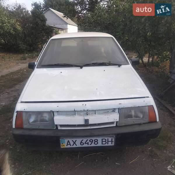 Хэтчбек ВАЗ 2108 1987 в 