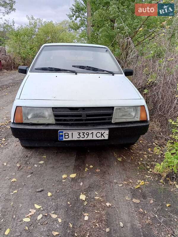 Хэтчбек ВАЗ / Lada 2108 1992 в Семеновке