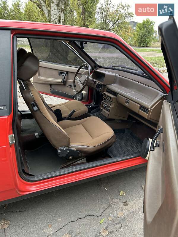 Хэтчбек ВАЗ / Lada 2108 1987 в Первомайске