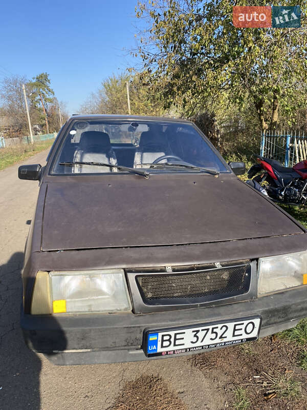 Хэтчбек ВАЗ / Lada 2108 1987 в Первомайске