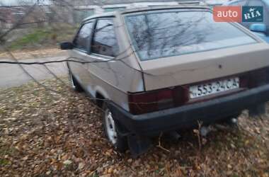 Хэтчбек ВАЗ 2108 1988 в 