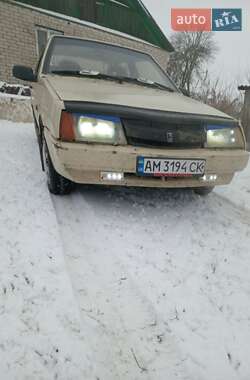 Хетчбек ВАЗ / Lada 2108 1987 в Черняхові