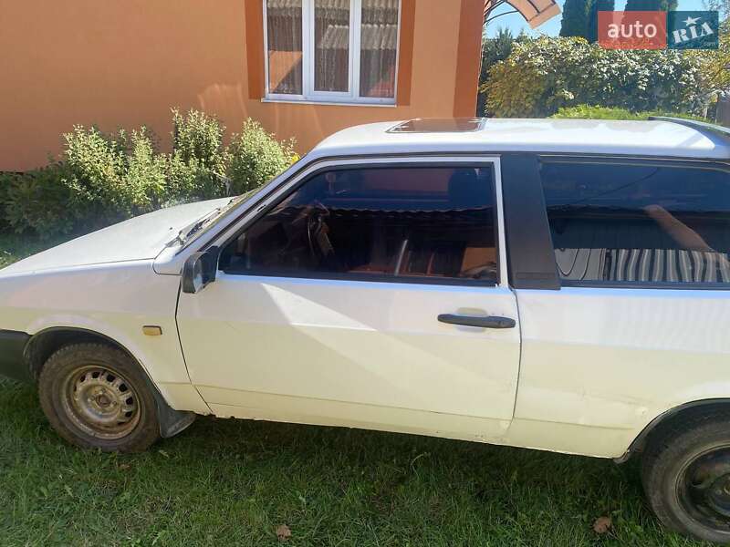 Хэтчбек ВАЗ / Lada 2108 1988 в Коломые